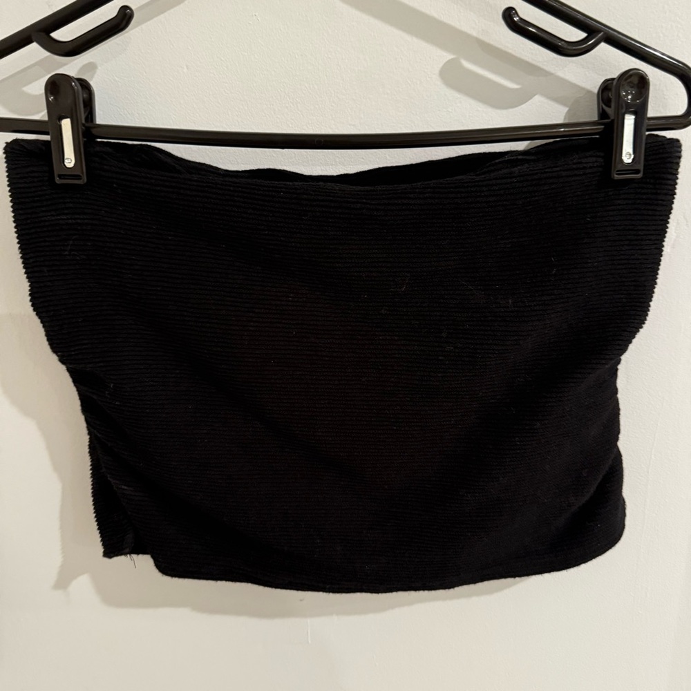 Black Ribbed Top
